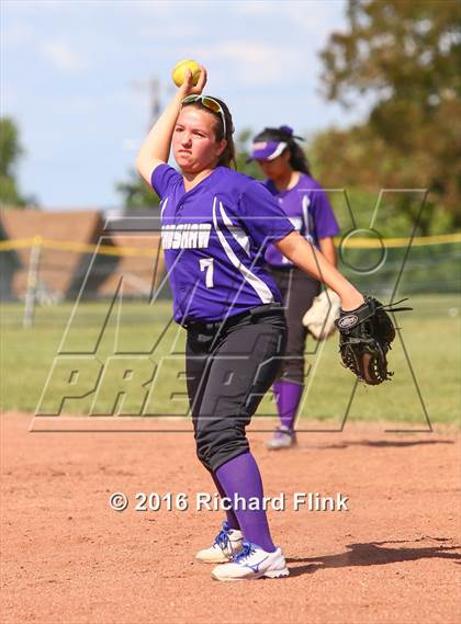 Thumbnail 2 in Bradshaw Christian @ Rio Vista photogallery.