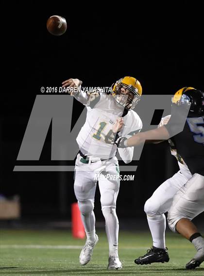 Thumbnail 1 in Hercules vs. San Marin (CIF NCS Division 4 1st Round) photogallery.