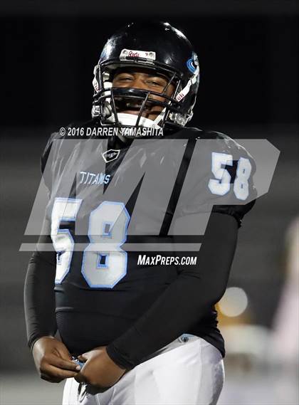 Thumbnail 3 in Hercules vs. San Marin (CIF NCS Division 4 1st Round) photogallery.