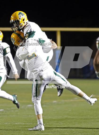 Thumbnail 1 in Hercules vs. San Marin (CIF NCS Division 4 1st Round) photogallery.