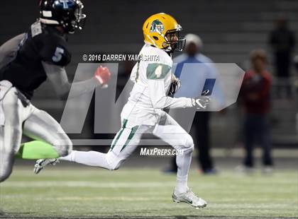Thumbnail 2 in Hercules vs. San Marin (CIF NCS Division 4 1st Round) photogallery.