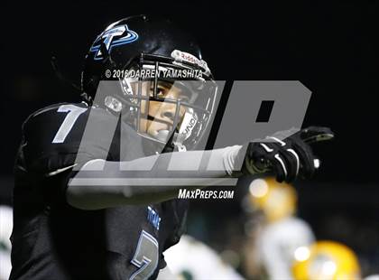 Thumbnail 2 in Hercules vs. San Marin (CIF NCS Division 4 1st Round) photogallery.
