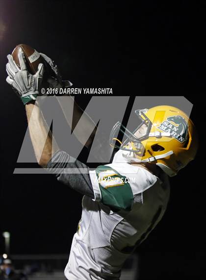 Thumbnail 2 in Hercules vs. San Marin (CIF NCS Division 4 1st Round) photogallery.