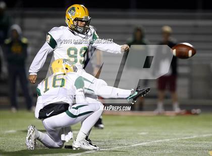 Thumbnail 2 in Hercules vs. San Marin (CIF NCS Division 4 1st Round) photogallery.