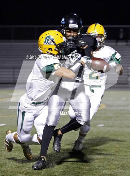 Thumbnail 1 in Hercules vs. San Marin (CIF NCS Division 4 1st Round) photogallery.