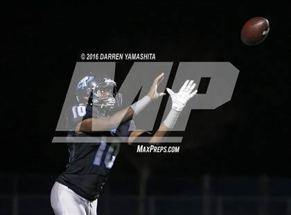 Thumbnail 2 in Hercules vs. San Marin (CIF NCS Division 4 1st Round) photogallery.