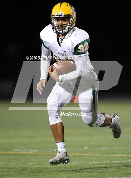 Thumbnail 1 in Hercules vs. San Marin (CIF NCS Division 4 1st Round) photogallery.