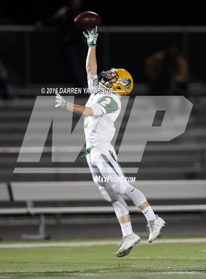Thumbnail 1 in Hercules vs. San Marin (CIF NCS Division 4 1st Round) photogallery.