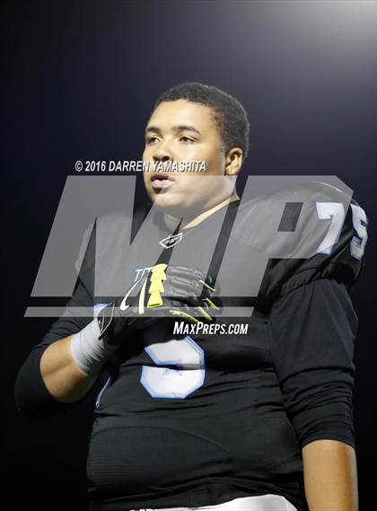 Thumbnail 3 in Hercules vs. San Marin (CIF NCS Division 4 1st Round) photogallery.