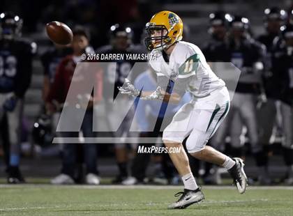 Thumbnail 2 in Hercules vs. San Marin (CIF NCS Division 4 1st Round) photogallery.
