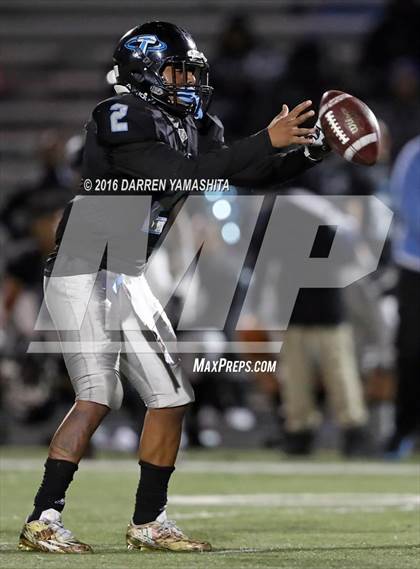Thumbnail 3 in Hercules vs. San Marin (CIF NCS Division 4 1st Round) photogallery.