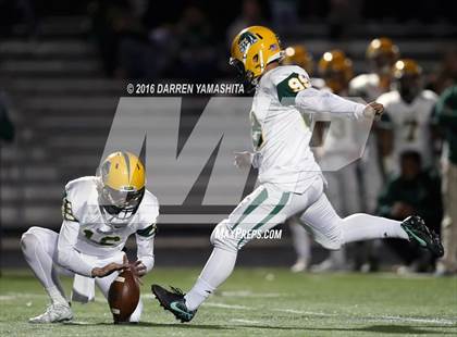 Thumbnail 3 in Hercules vs. San Marin (CIF NCS Division 4 1st Round) photogallery.