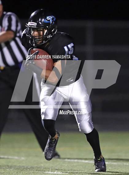 Thumbnail 2 in Hercules vs. San Marin (CIF NCS Division 4 1st Round) photogallery.