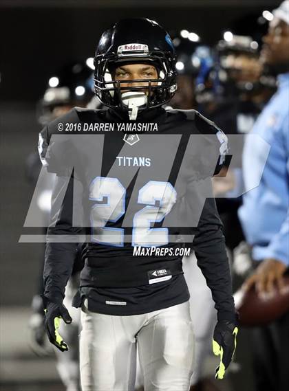 Thumbnail 1 in Hercules vs. San Marin (CIF NCS Division 4 1st Round) photogallery.