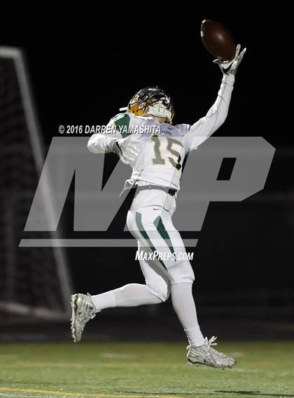 Thumbnail 2 in Hercules vs. San Marin (CIF NCS Division 4 1st Round) photogallery.