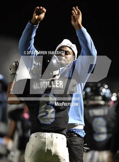 Thumbnail 2 in Hercules vs. San Marin (CIF NCS Division 4 1st Round) photogallery.