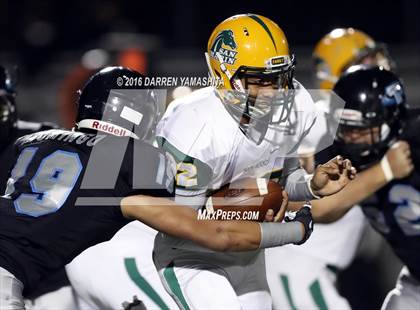 Thumbnail 2 in Hercules vs. San Marin (CIF NCS Division 4 1st Round) photogallery.