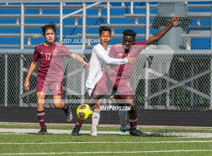 Thumbnail 2 in Brebeuf Jesuit Preparatory vs. Speedway (IHSAA 2A Regional Final) photogallery.