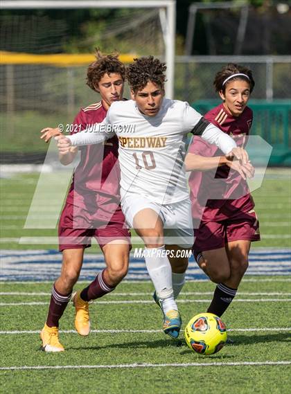 Thumbnail 3 in Brebeuf Jesuit Preparatory vs. Speedway (IHSAA 2A Regional Final) photogallery.