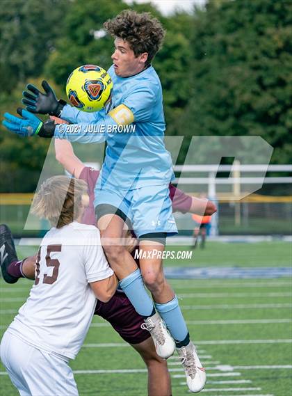 Thumbnail 2 in Brebeuf Jesuit Preparatory vs. Speedway (IHSAA 2A Regional Final) photogallery.