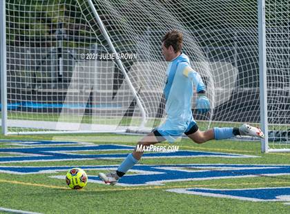 Thumbnail 2 in Brebeuf Jesuit Preparatory vs. Speedway (IHSAA 2A Regional Final) photogallery.