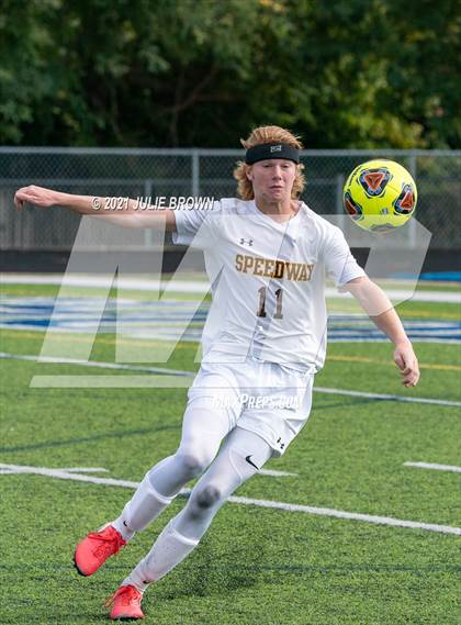 Thumbnail 3 in Brebeuf Jesuit Preparatory vs. Speedway (IHSAA 2A Regional Final) photogallery.