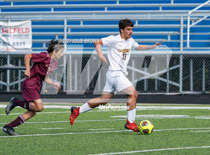 Thumbnail 2 in Brebeuf Jesuit Preparatory vs. Speedway (IHSAA 2A Regional Final) photogallery.