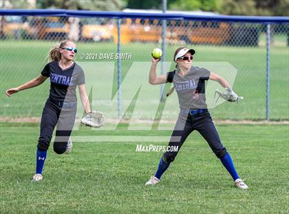 Thumbnail 2 in Pleasant Valley @ Davenport Central photogallery.