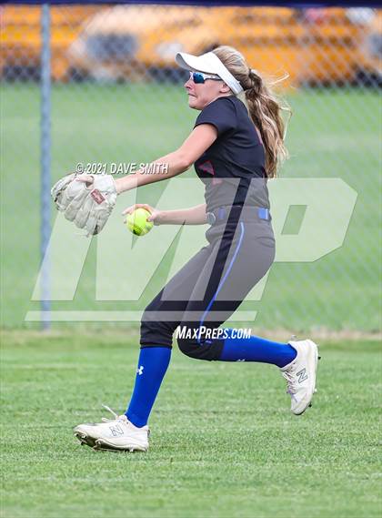 Thumbnail 2 in Pleasant Valley @ Davenport Central photogallery.