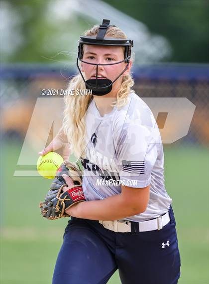 Thumbnail 2 in Pleasant Valley @ Davenport Central photogallery.