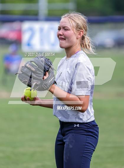 Thumbnail 1 in Pleasant Valley @ Davenport Central photogallery.