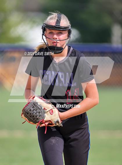 Thumbnail 3 in Pleasant Valley @ Davenport Central photogallery.