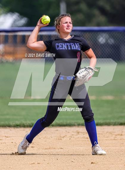 Thumbnail 1 in Pleasant Valley @ Davenport Central photogallery.