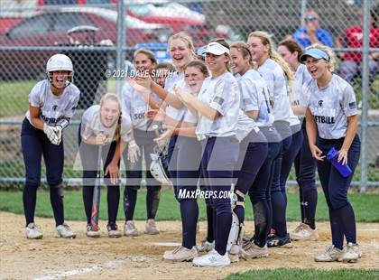 Thumbnail 3 in Pleasant Valley @ Davenport Central photogallery.