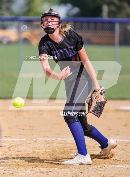 Thumbnail 3 in Pleasant Valley @ Davenport Central photogallery.