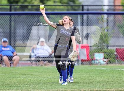 Thumbnail 3 in Pleasant Valley @ Davenport Central photogallery.