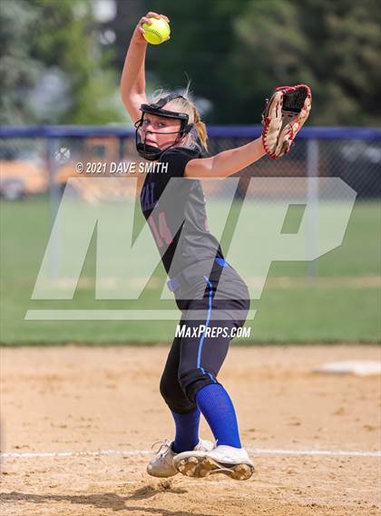 Thumbnail 3 in Pleasant Valley @ Davenport Central photogallery.
