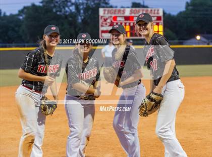Thumbnail 3 in Atascocita @ Katy (UIL 6A Semifinal) photogallery.
