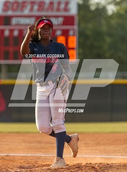 Thumbnail 2 in Atascocita @ Katy (UIL 6A Semifinal) photogallery.