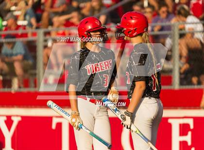 Thumbnail 2 in Atascocita @ Katy (UIL 6A Semifinal) photogallery.