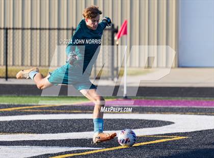 Thumbnail 3 in Bellmont @ Leo photogallery.