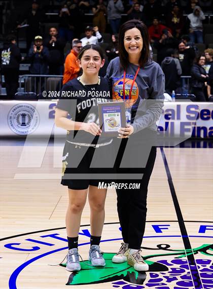 Thumbnail 2 in Foothill vs. Bishop Union (CIF CS Basketball Championships D VI) photogallery.