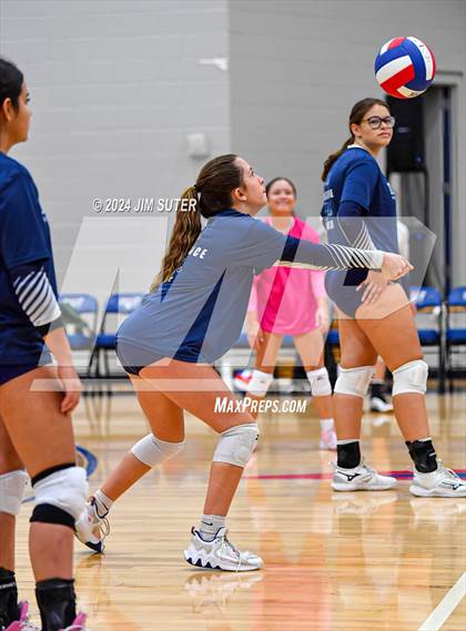 Thumbnail 2 in Brazos Christian vs Texas School for the Deaf photogallery.