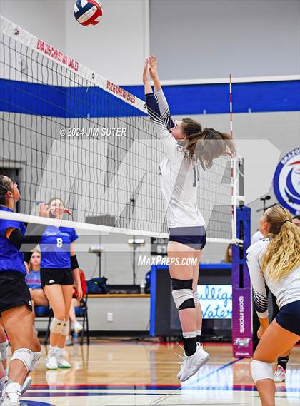 Thumbnail 2 in Brazos Christian vs Texas School for the Deaf photogallery.