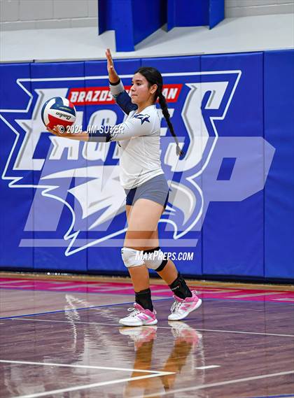 Thumbnail 3 in Brazos Christian vs Texas School for the Deaf photogallery.