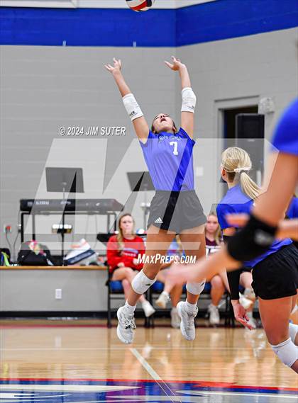 Thumbnail 3 in Brazos Christian vs Texas School for the Deaf photogallery.