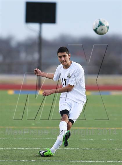Thumbnail 3 in Wyatt [O. D.] vs Cleburne (EMSISD X-Town Shootout) photogallery.