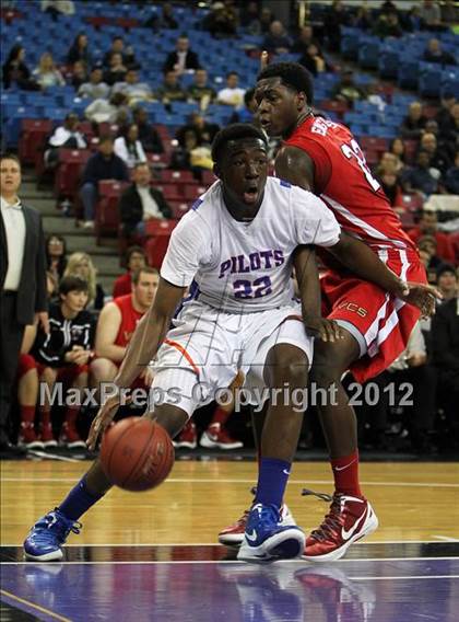 Thumbnail 2 in St. Joseph Notre Dame vs. Village Christian (CIF State D5 Final) photogallery.