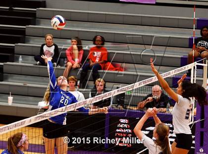 Thumbnail 3 in Rogers @ Fayetteville photogallery.