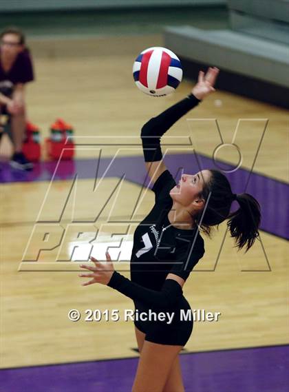 Thumbnail 3 in Rogers @ Fayetteville photogallery.